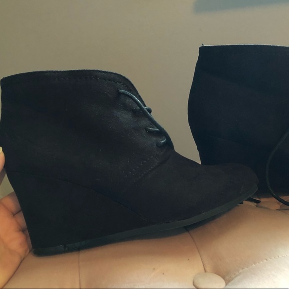 lace up wedges - Picture 3 of 6